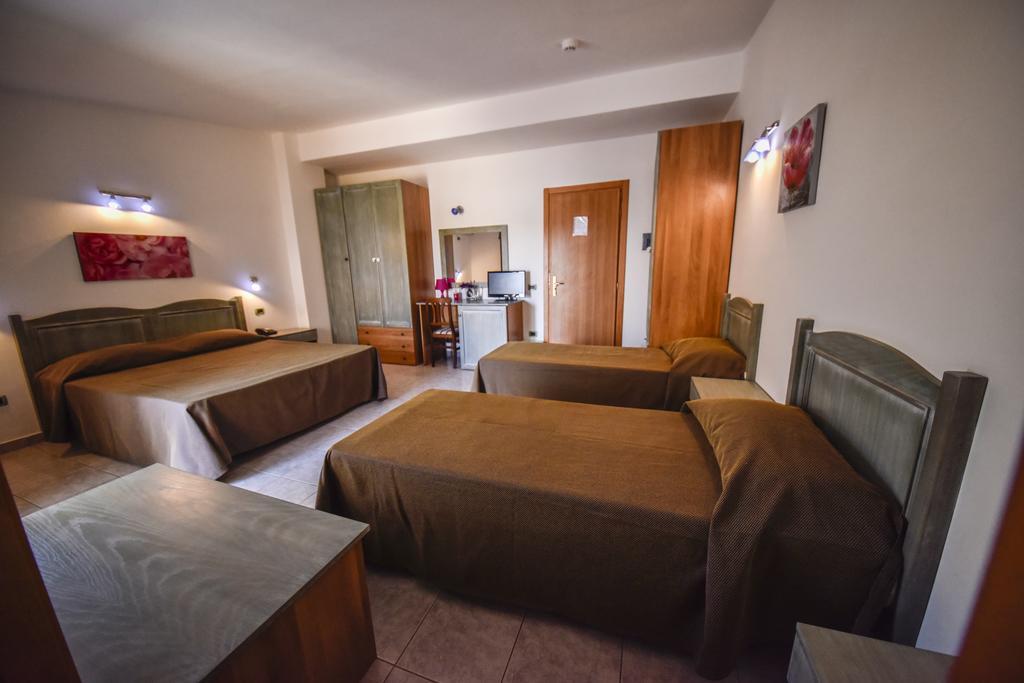 La Hotel